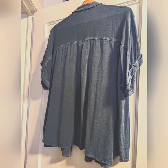 Short Sleeve Utility Shirt | Maurices - Picture 3 of 5